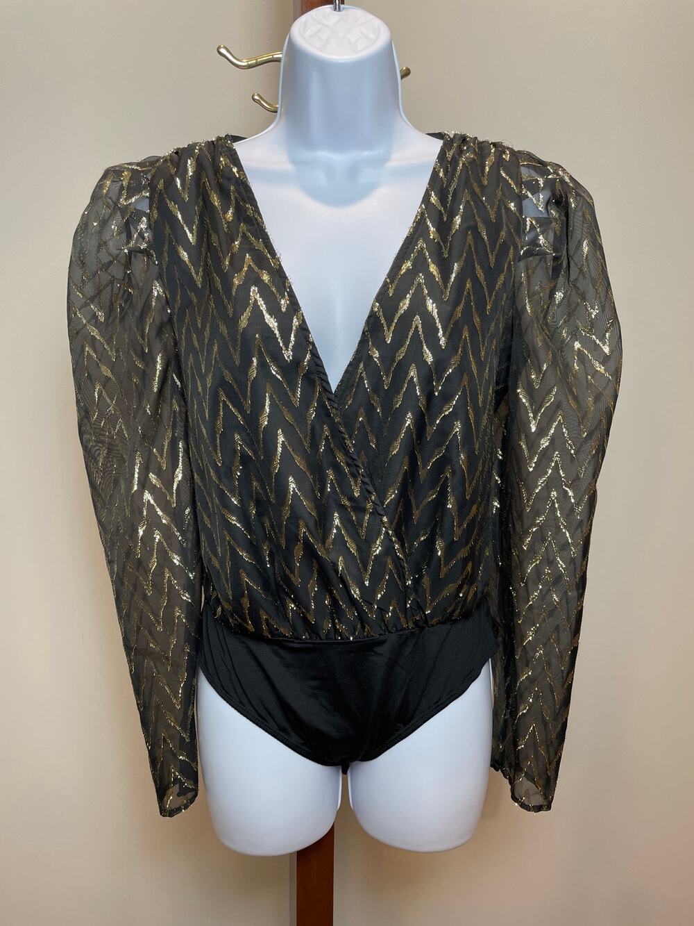 Lulus Sheer‑Back Chevron Wrap Top Size S Gold Puff Long Sleeves
